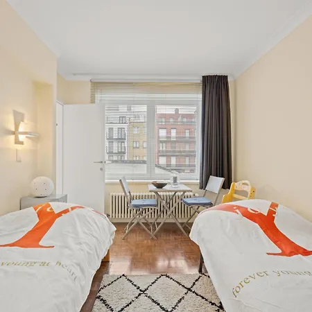 Ambrose 23 Parking *